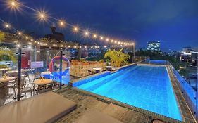 Hotel Zelva Negra